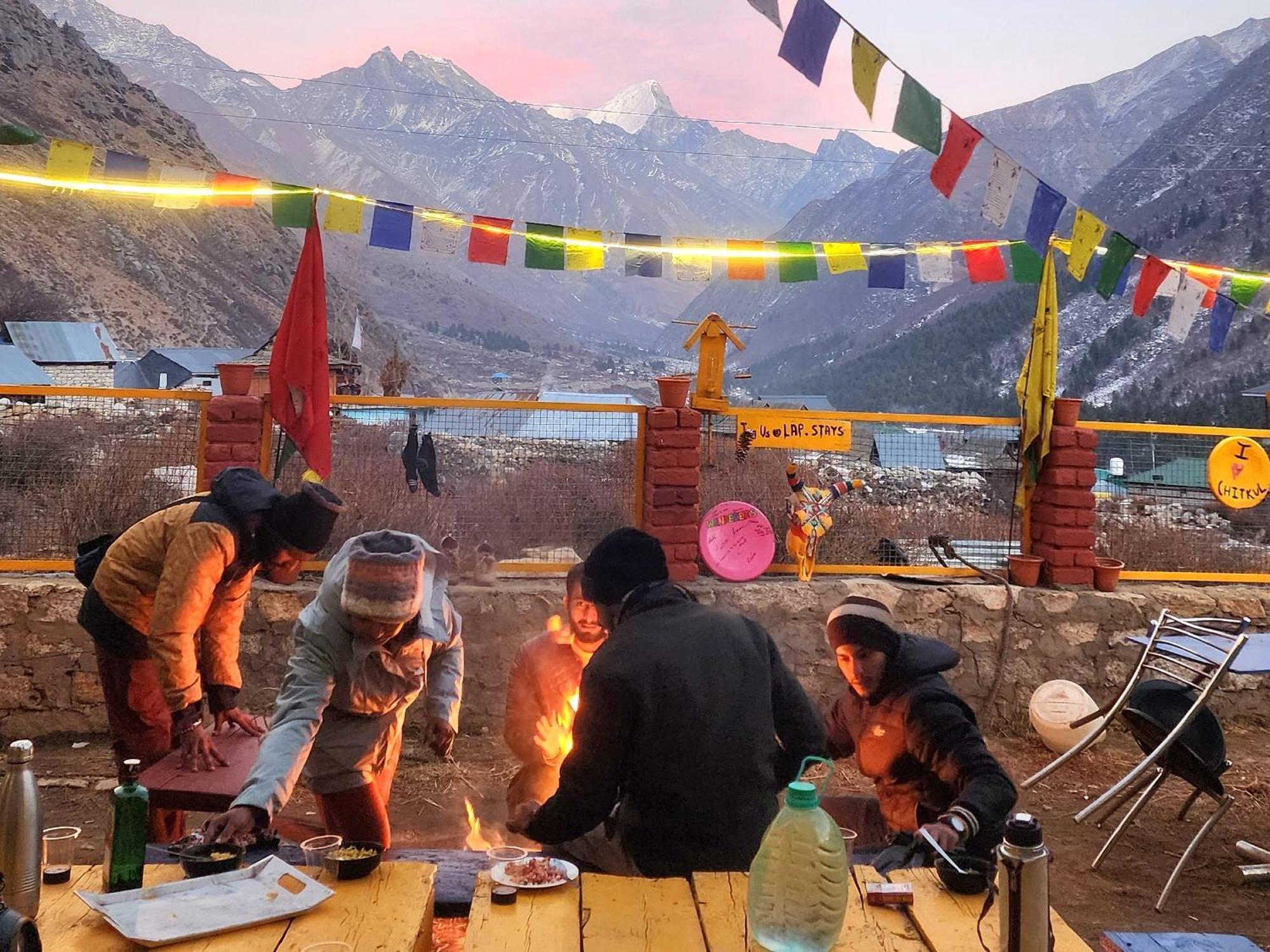 LAP Stays - Wanderer's Nest Chitkul Exterior foto